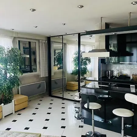 Arc Paris Apartment *